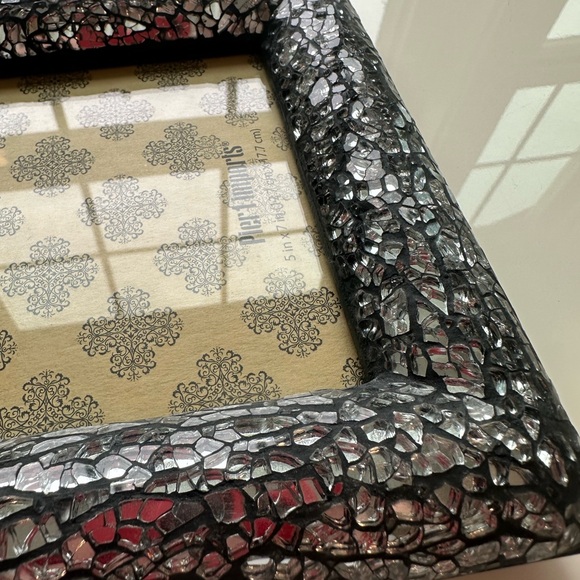 5X7 photo frame with mirror mosaic border. Hang or stand, vertical + horizontal - Picture 3 of 6